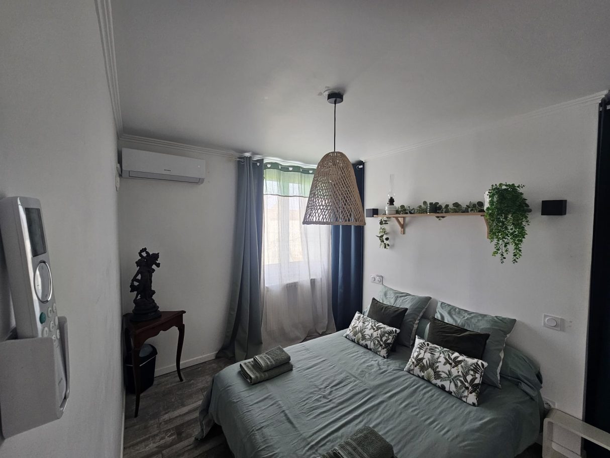 Chambre 2 climatisée